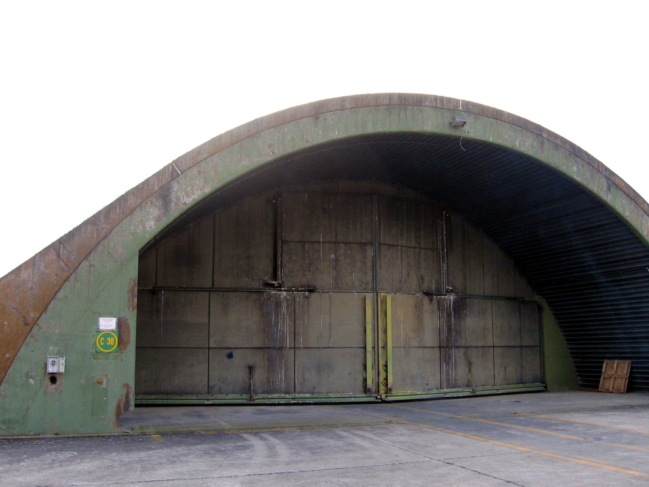Hangar doors at baden airpark by shadowcat45 d17x25c auto